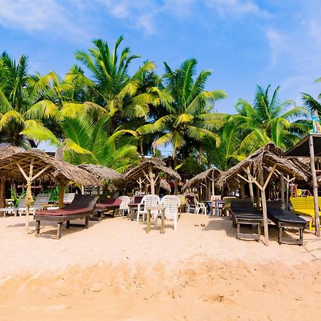 Golden Surfer Beach Hotel Тангалла Экстерьер фото